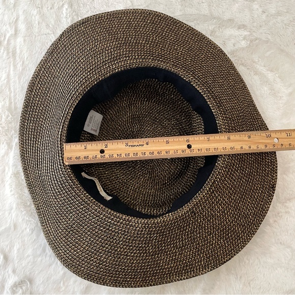 GRACE HATS black-lace covered wide-brim tan paper sun shade hat - Picture 5 of 7